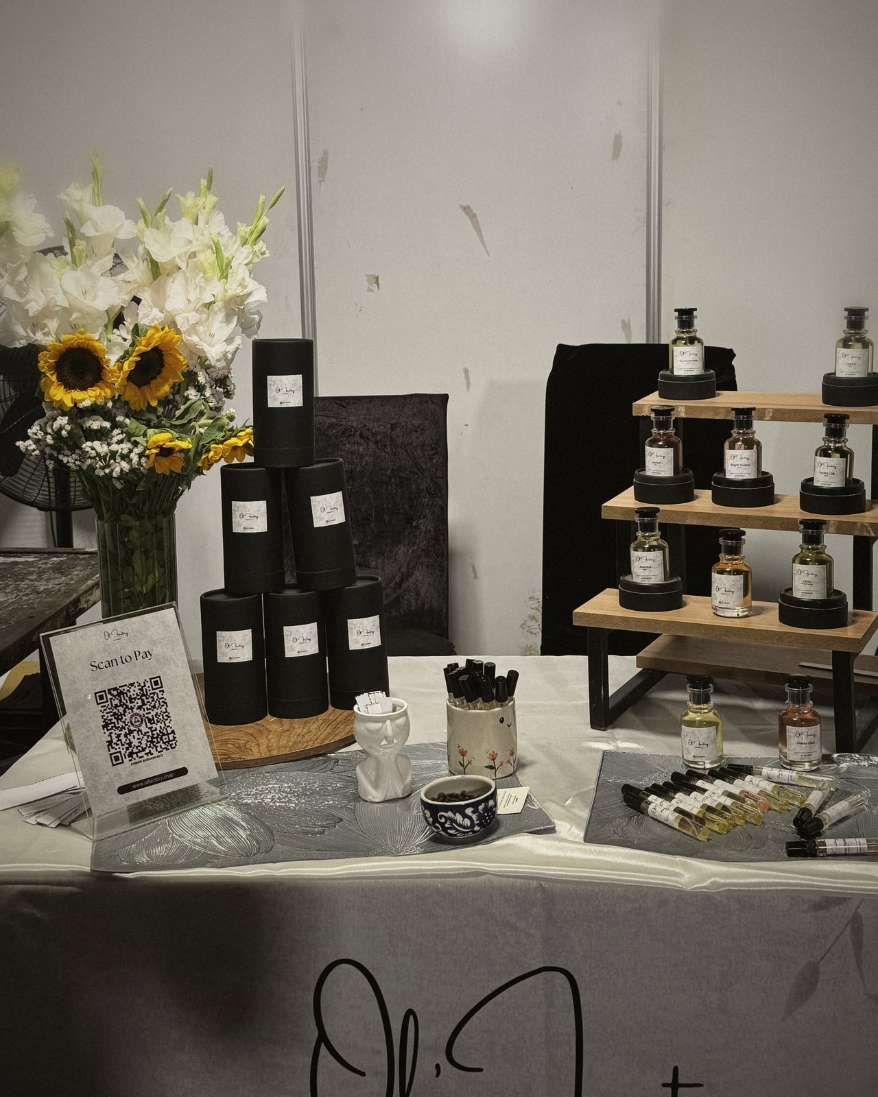 Ol' Factory perfume stall with testers and gift tubes